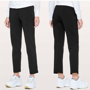 Lululemon On The Move Pant 28" in Black
